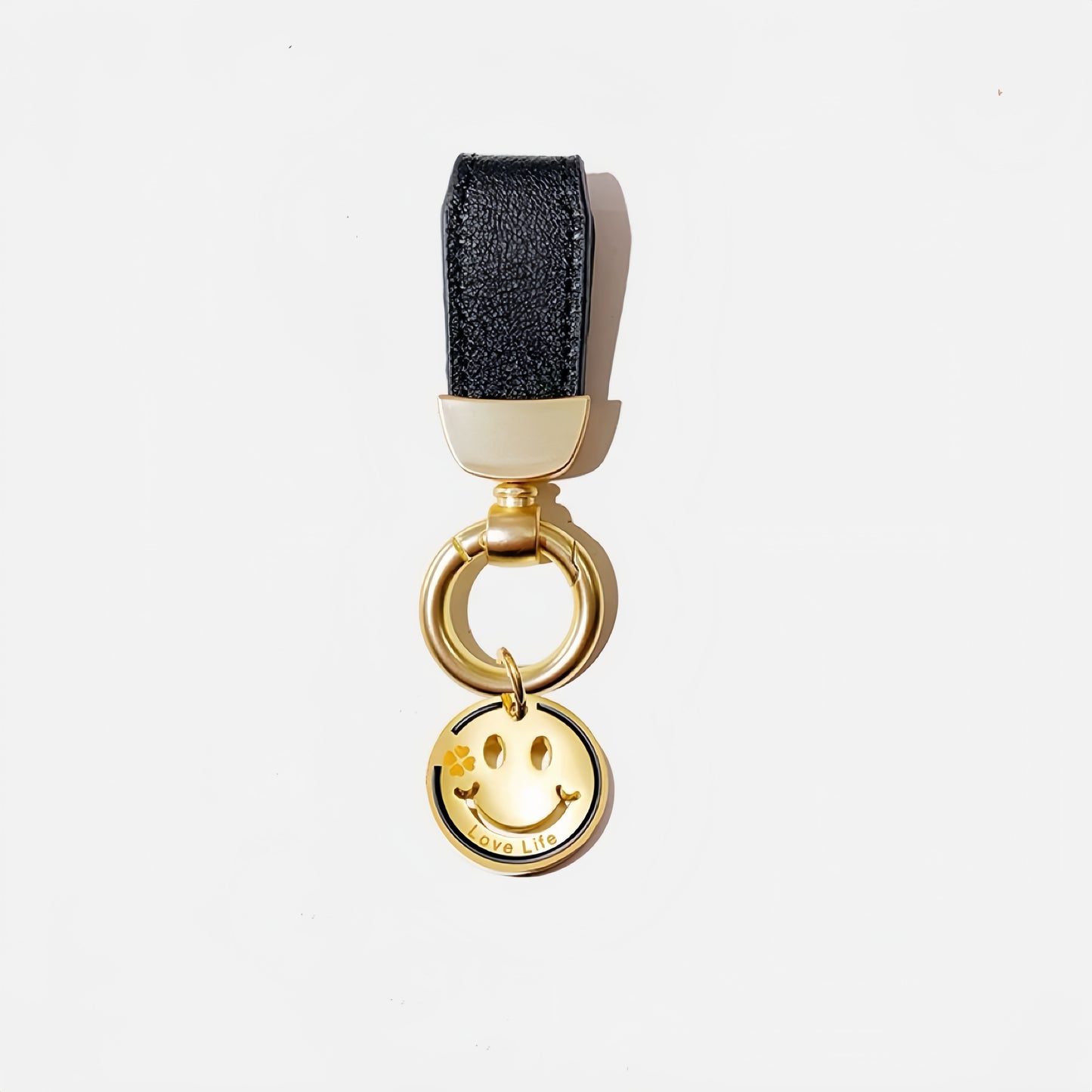Creative Lambskin Leather Keychain – Fashionable Smiley Charm Car Key Accessory