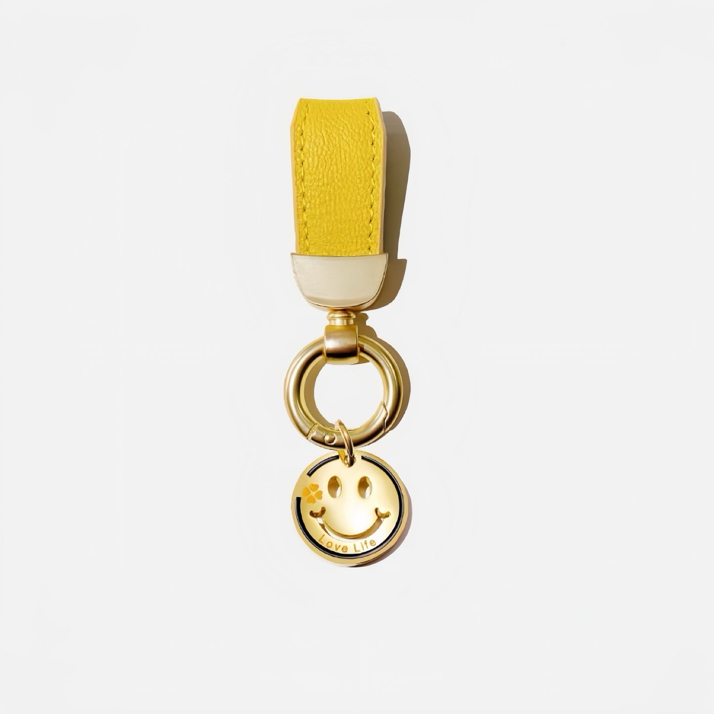 Creative Lambskin Leather Keychain – Fashionable Smiley Charm Car Key Accessory